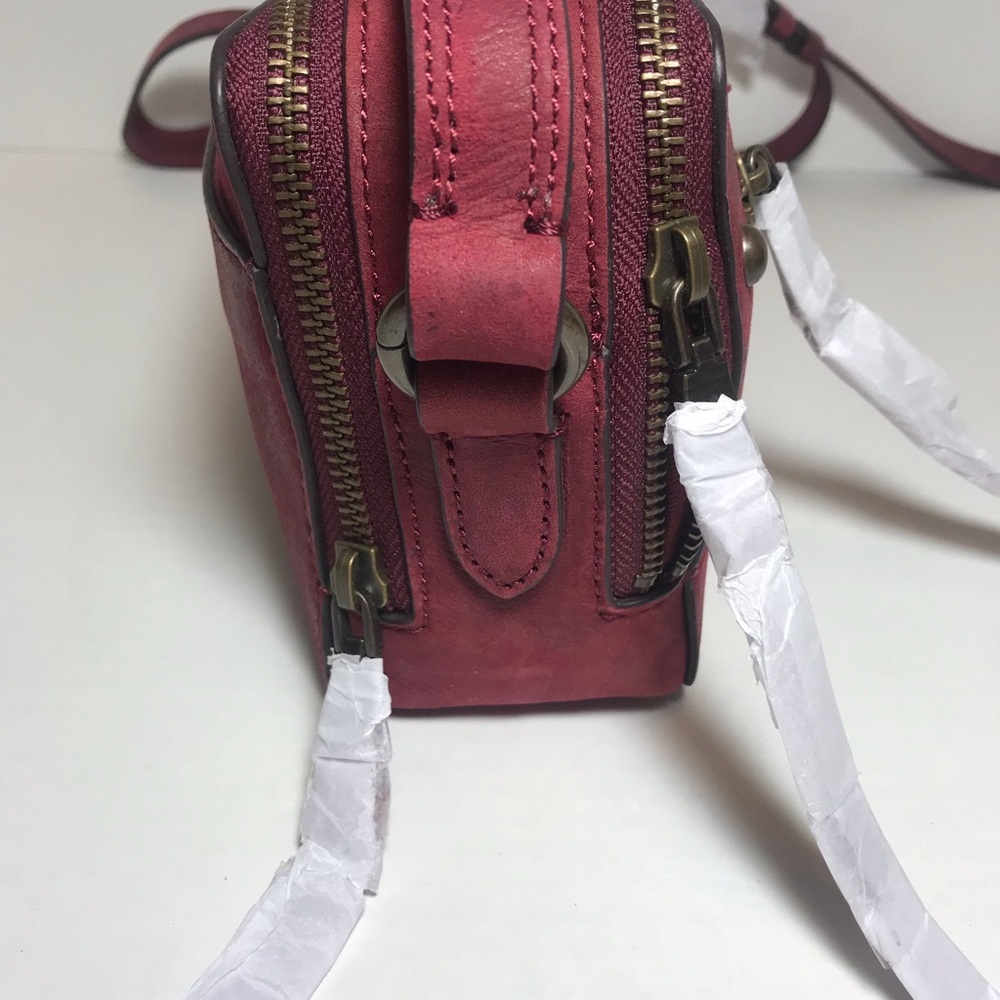 PRICE FIRM!!! Frye Sangria Camera Bag BNWT NEVER FLOOR MODEL - Picture 8 of 9